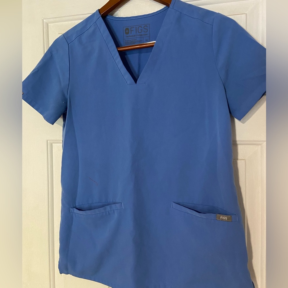 Figs Ceil Blue Casma Scrub Top XS